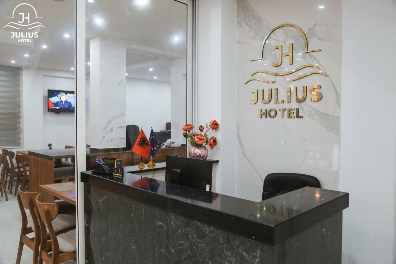 Julius Hotel Golem  Eksteriør bilde